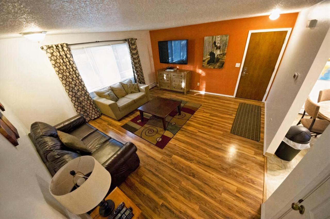 Stay Anchorage! Furnished Two Bedroom Apartments With High Speed Wifi Buitenkant foto